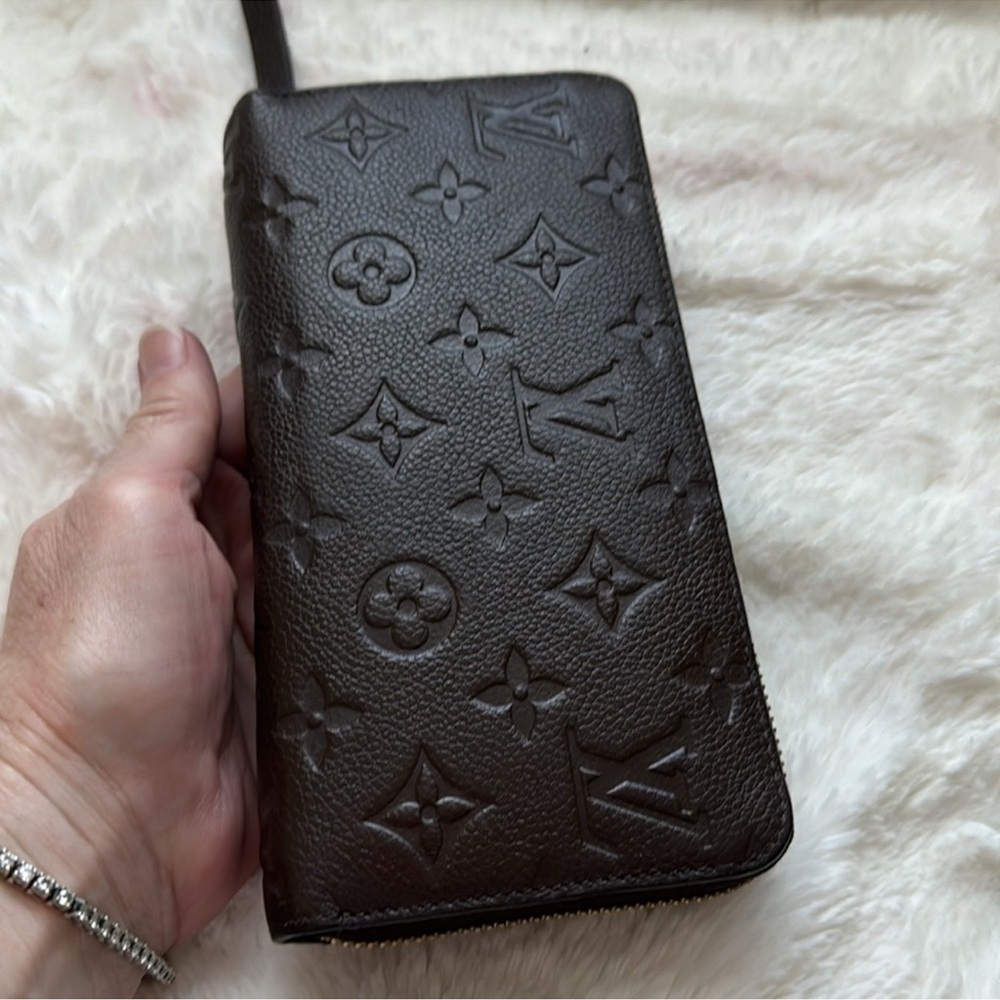 LOUIS VUITTON Monogram Empriente Brown leather in/out Mint Zippy Authentic